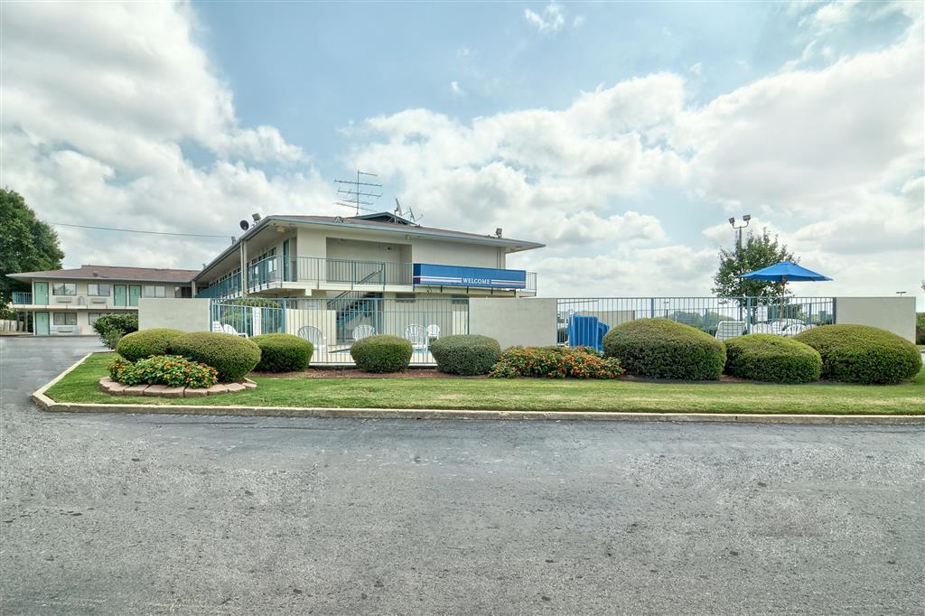 Skyline Inn Conway Bagian luar foto